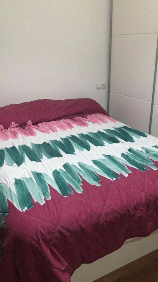Apartamento Estudio Loft En El Centro Para 3 O 4 Personas Cama Doble Y Sofa Cama Check In A Partir De Las 15 Y 30 Min Pm Y Check Out Hasta Las 11 Y 30 Pm Con Wifi Normalmente No Se Puede Adelantar El Check In Torremolinos Kültér fotó