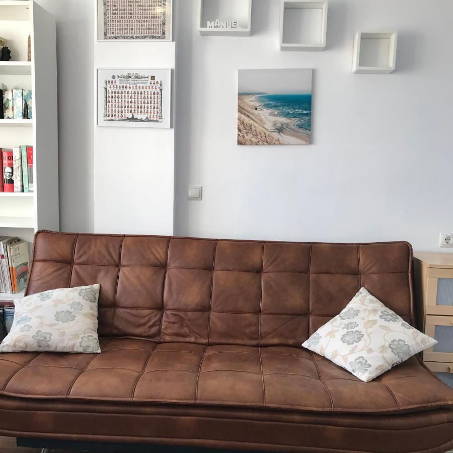 Apartamento Estudio Loft En El Centro Para 3 O 4 Personas Cama Doble Y Sofa Cama Check In A Partir De Las 15 Y 30 Min Pm Y Check Out Hasta Las 11 Y 30 Pm Con Wifi Normalmente No Se Puede Adelantar El Check In Torremolinos Kültér fotó