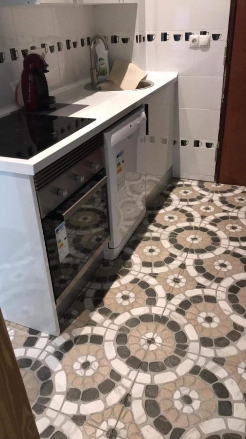 Apartamento Estudio Loft En El Centro Para 3 O 4 Personas Cama Doble Y Sofa Cama Check In A Partir De Las 15 Y 30 Min Pm Y Check Out Hasta Las 11 Y 30 Pm Con Wifi Normalmente No Se Puede Adelantar El Check In Torremolinos Kültér fotó