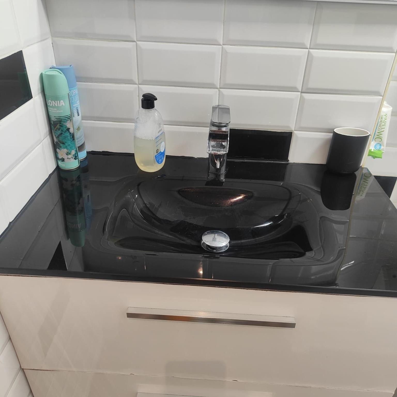 Apartamento Estudio Loft En El Centro Para 3 O 4 Personas Cama Doble Y Sofa Cama Check In A Partir De Las 15 Y 30 Min Pm Y Check Out Hasta Las 11 Y 30 Pm Con Wifi Normalmente No Se Puede Adelantar El Check In Torremolinos Kültér fotó